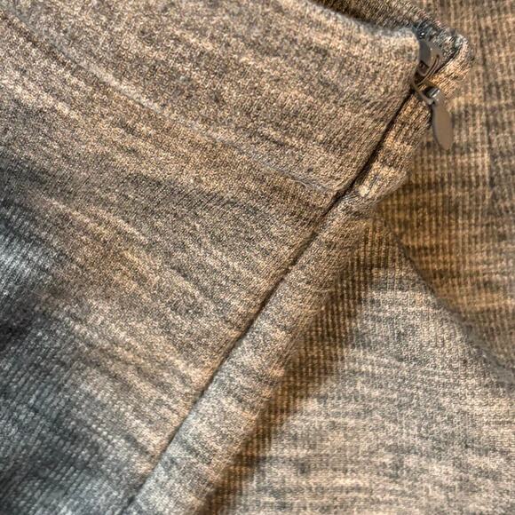 Halogen Heather Grey Midi Pencil Skirt Back Zipper Details Stretchy - Picture 6 of 7
